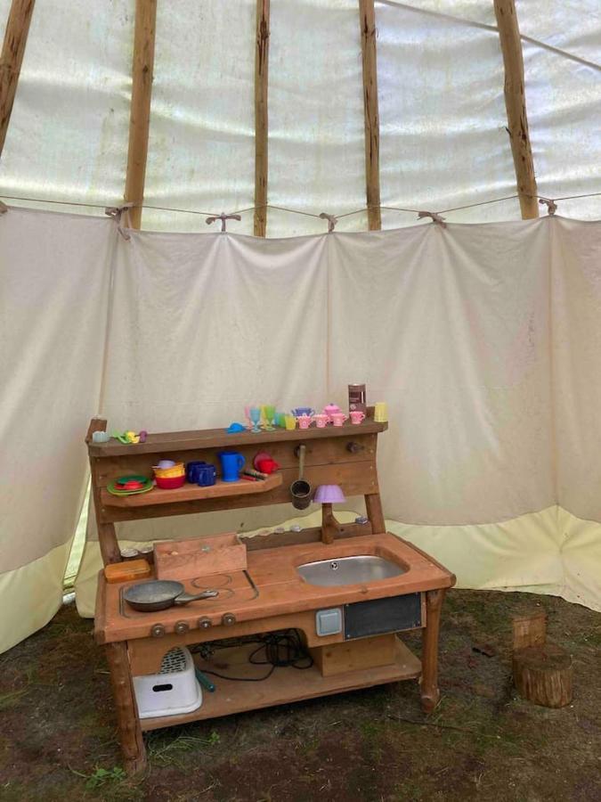 Aughavannagh Yurt Glamping Охрим Экстерьер фото